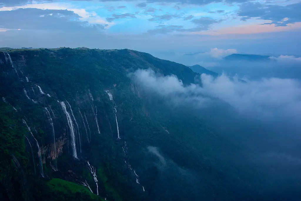 Seven Sisters Waterfall